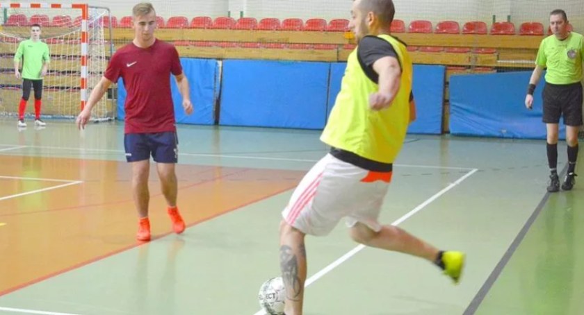 Piąta kolejka miejsko-powiatowej halowej piłki nożnej
