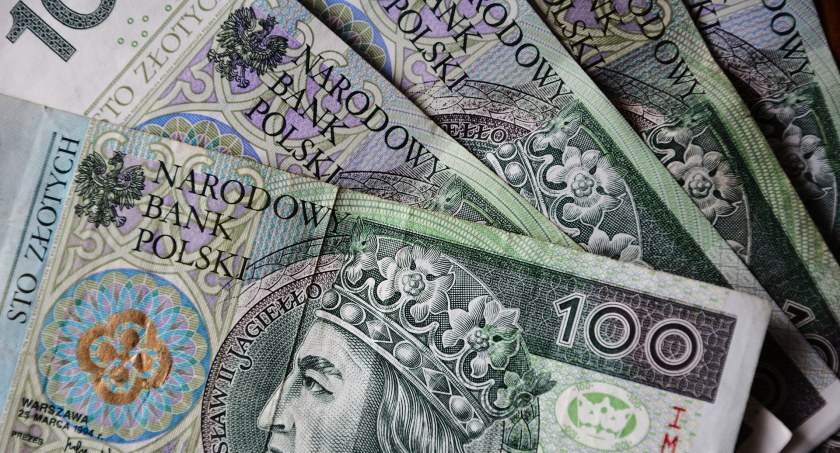 Niższe pensje w styczniu zostaną wyrównane 