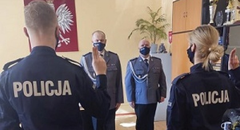 Ślubowanie nowych funkcjonariuszy policji