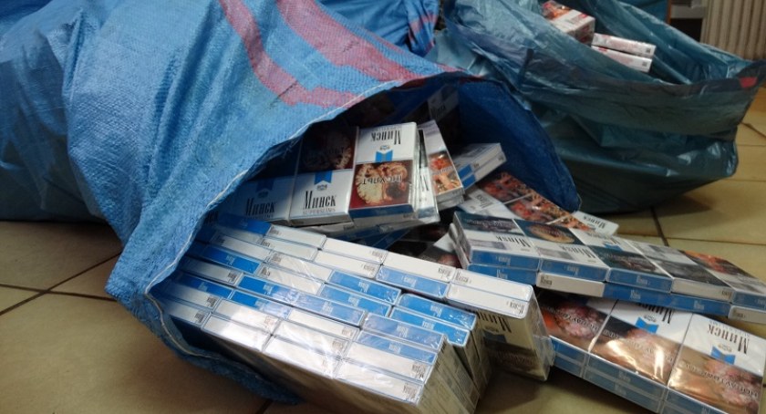 Pułtuszczanka odpowie za posiadanie nielegalnych papierosów