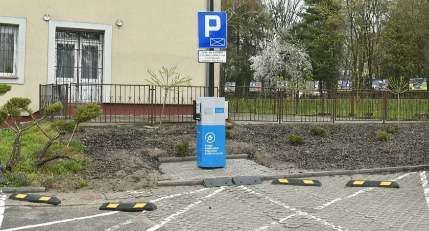  Stacja ładowania pojazdów elektrycznych już działa w Pułtusku