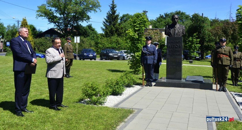 Święto Ludowe w Pułtusku – uroczystość przy popiersiu Wincentego Witosa