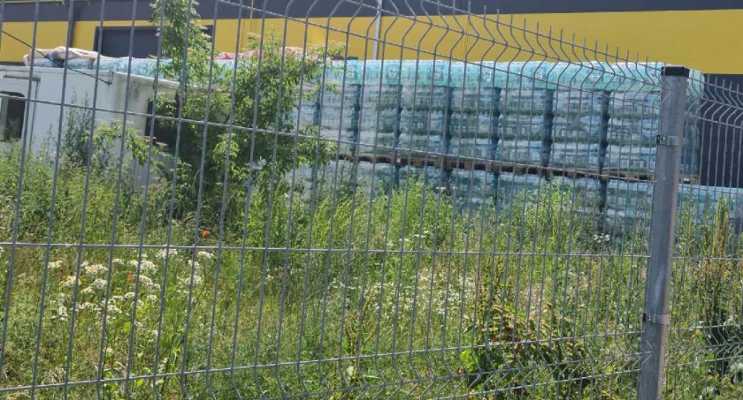 Czy tak przechowuje się wodę w upały?! - interwencja Czytelnika