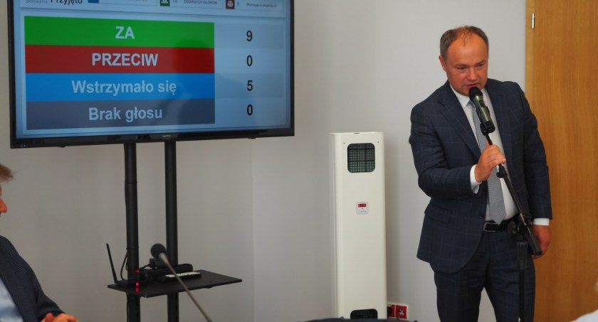 Wotum zaufania i absolutorium dla Zarządu Powiatu