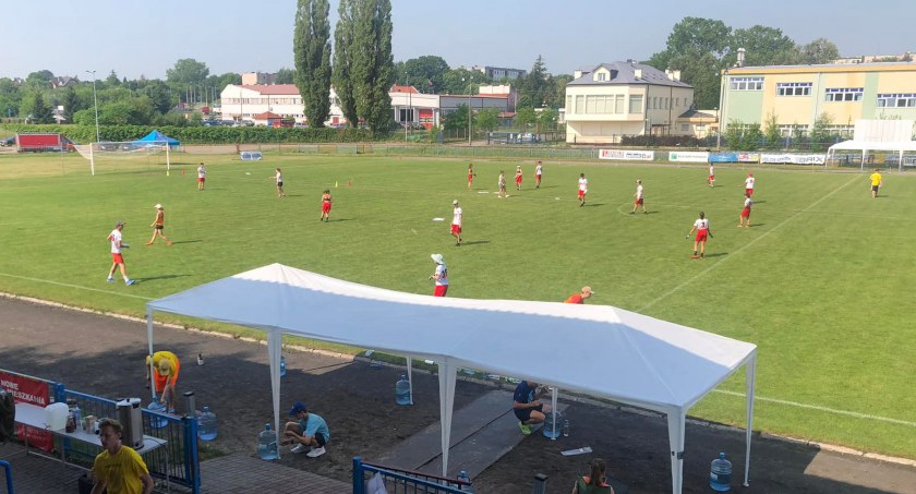 Na stadionie miejskim trwa turniej TOP CAT