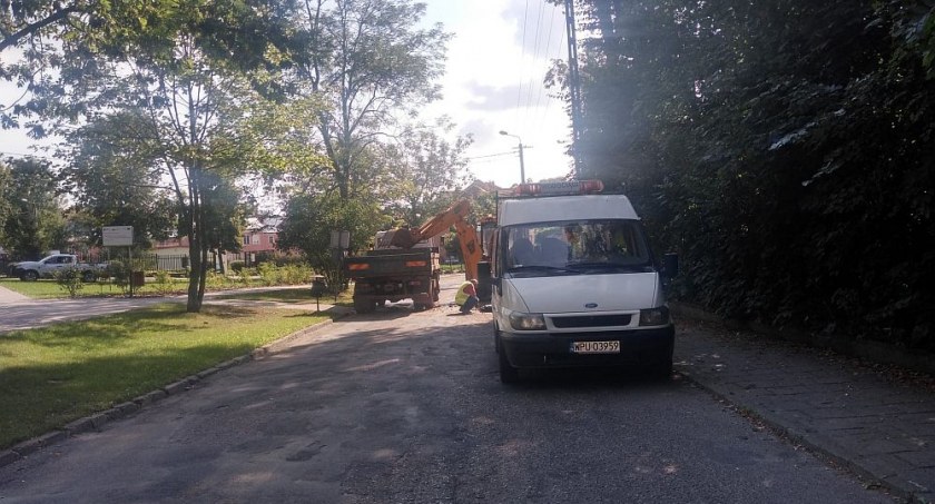 Utrudnienia w dostawie wody i brak przejazdu na Traugutta