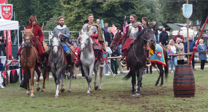 Turniej „O pierścień Lwa Lechistanu” - IX Piknik z Husarią ZDJĘCIA