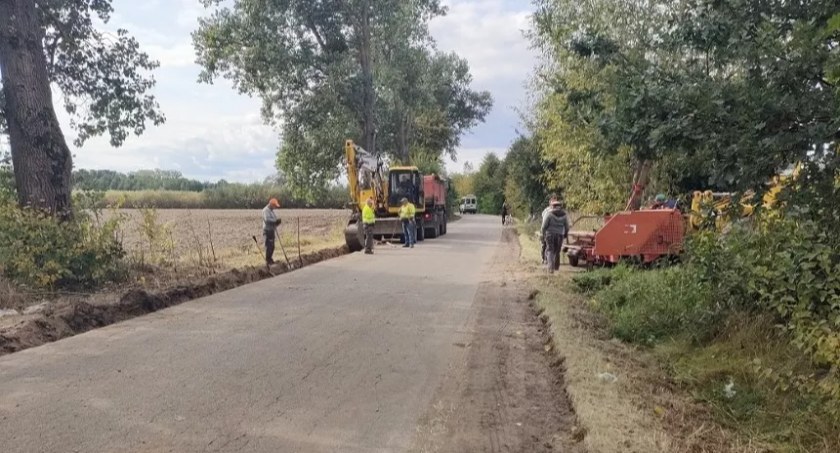 Rozpoczęła się przebudowa drogi gminnej w trzech miejscowościach