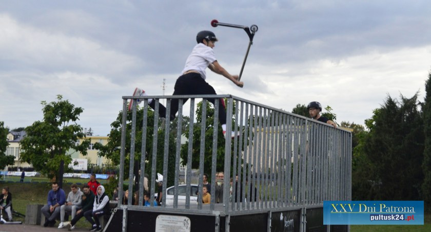 XXV DNI PATRONA: zawody deskorolkowe i rolkowe na skateparku