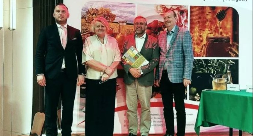 W Ponikwi powstanie stacja uzdatniania wody i wodociąg – gmina podpisała umowę o dofinansowanie