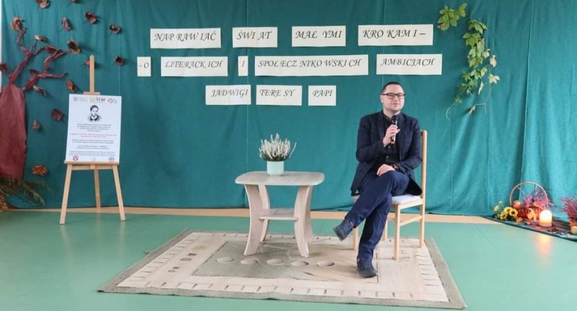 „Naprawiać świat małymi krokami - o literackich i społecznikowskich ambicjach Jadwigi T. Papi” - wykład dr. hab. Dawida Osińskiego 