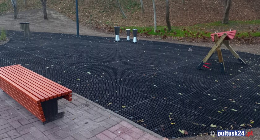Ogród muzyczny w Pasażu Klenczona