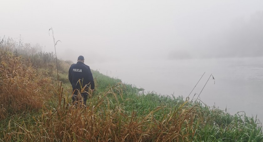 Tragedia w sąsiednim powiecie – 18-letni mieszkaniec Różana znaleziony w Narwi
