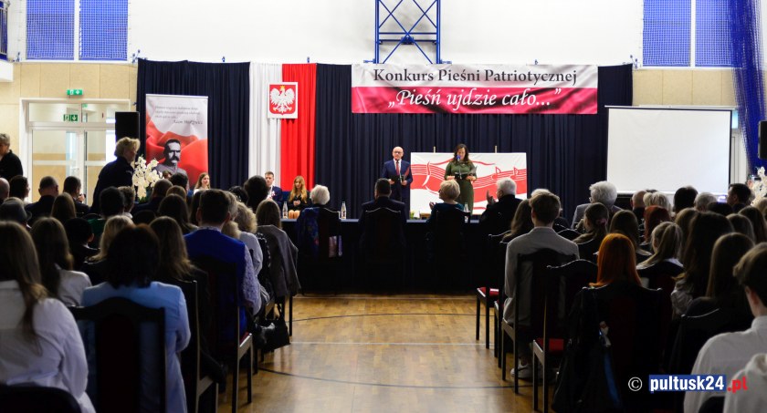 Pieśń ujdzie cało... po raz XII