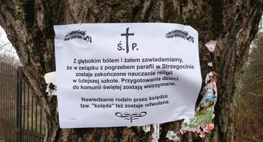 To prowokacja! - proboszcz parafii w Strzegocinie wyjaśnia