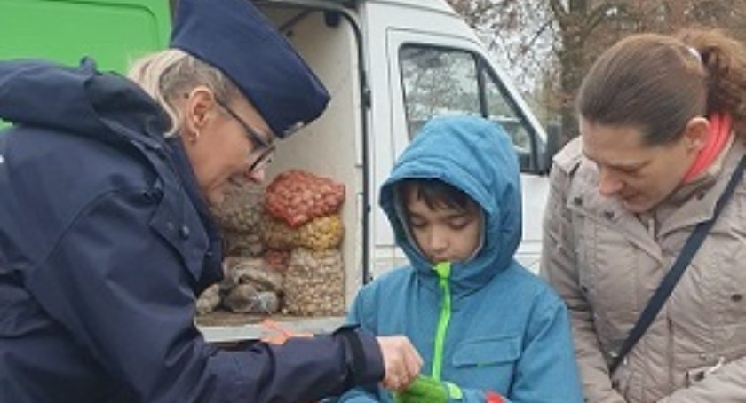Nie daj się złowić – policyjna akcja na targowisku