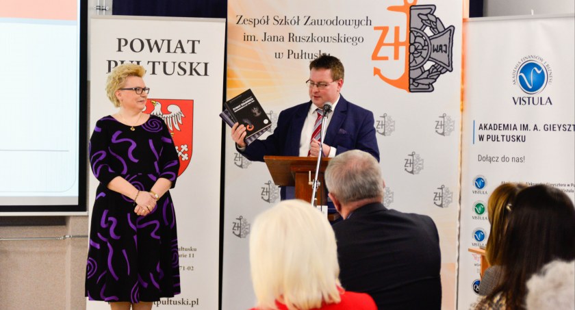 Konferencja Naukowa z okazji Jubileuszu 75-lecia kształcenia zawodowego w Zespole Szkół Zawodowych im. Jana Ruszkowskiego