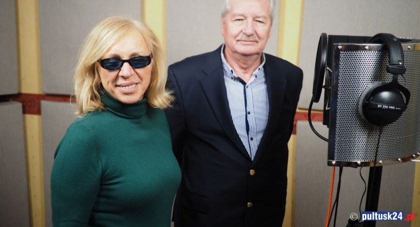 Zgrany duet z zespołu AZE na płycie „Pułtusk kolęduje”