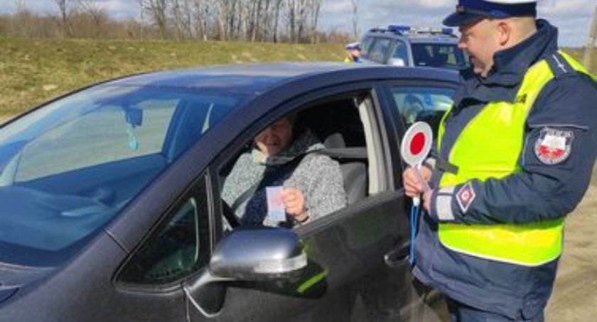 Dzień Kobiet z pułtuską drogówką