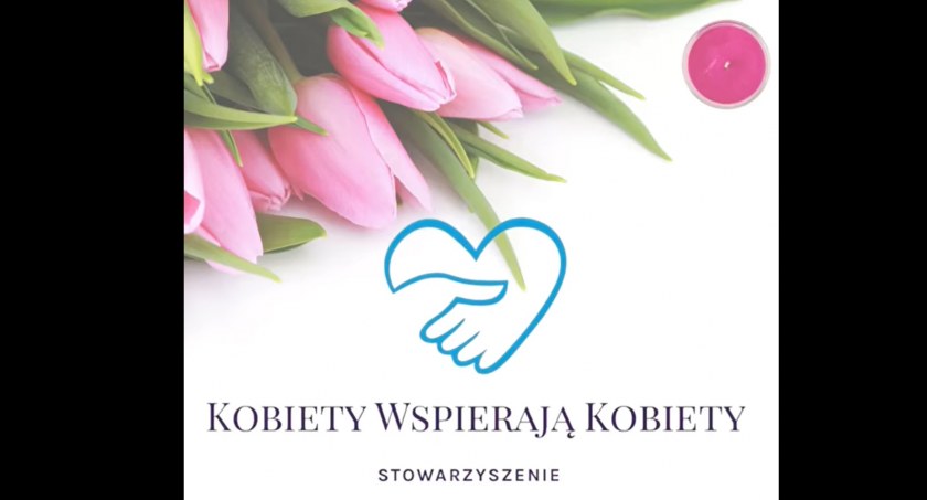Kobiety wspierają kobiety i składają sobie życzenia
