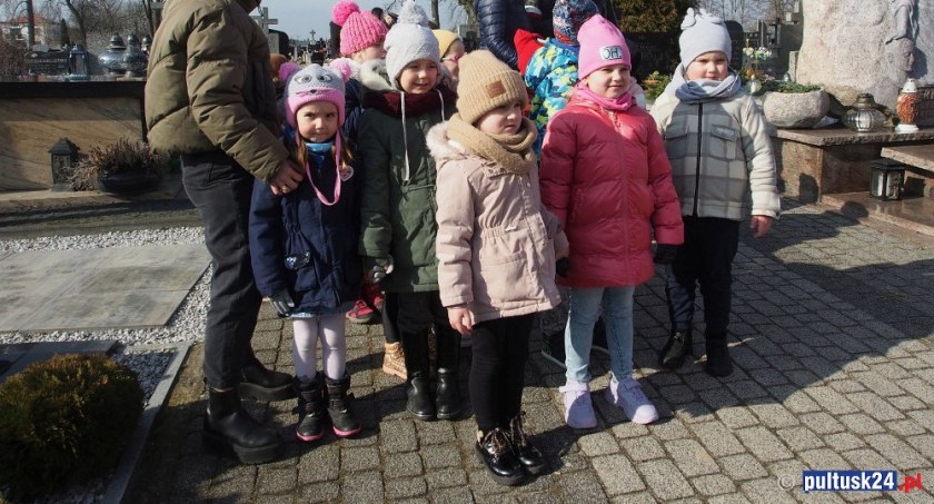 Patriotyczna prezentacja Przedszkola Miejskiego nr 4 w Pułtusku