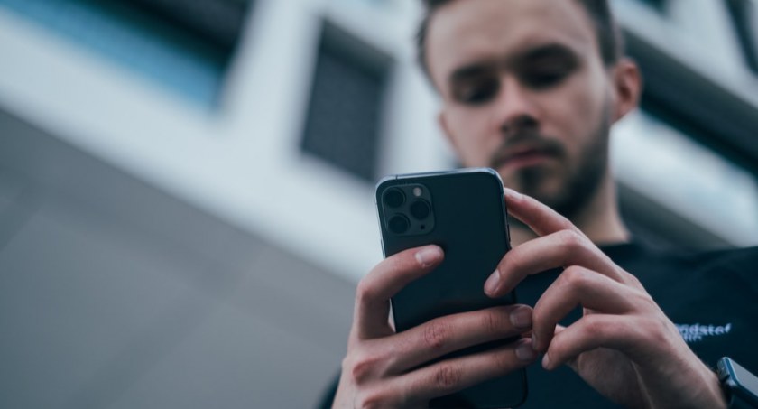 Jak dbać o telefon na co dzień? Poradnik dla mieszkańców Pułtuska