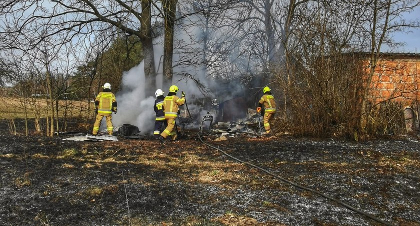 Strażacy apelują - nie wypalaj traw!