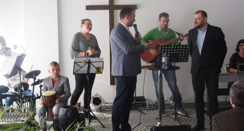 8. rocznica powstania w Pułtusku Kościoła Zielonoświątkowego
