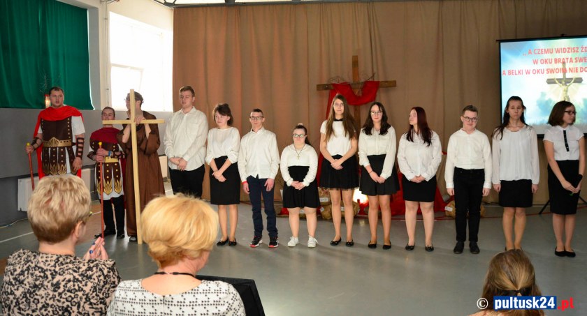 Wielkanocne spotkanie z uczniami SOSW