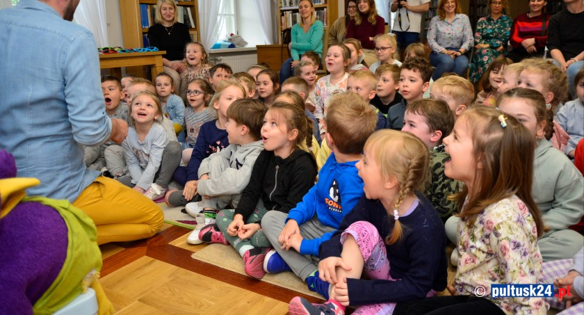 Spotkanie przedszkolaków w Bibliotece