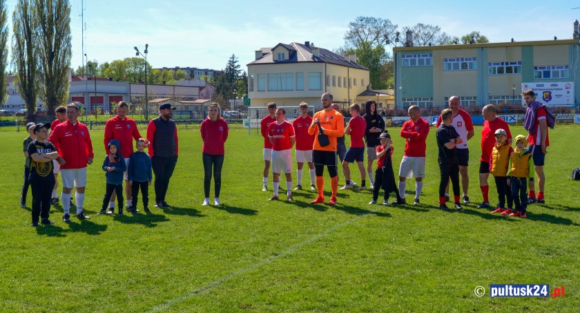 Turniej piłki nożnej zakładów pracy i stowarzyszeń o Puchar Burmistrza Miasta Pułtusk