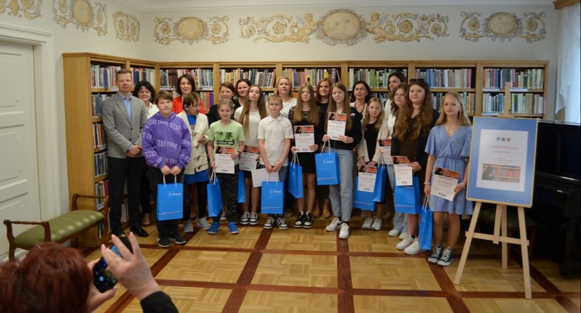 Quiz internetowy Na tropach literatury