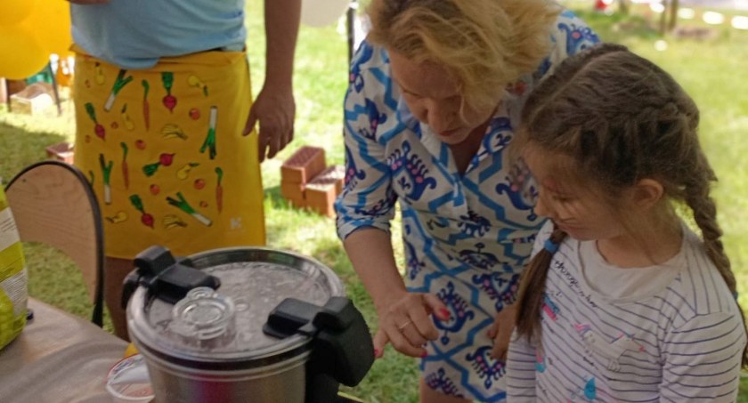 Katarzyna Bosacka przygotowała lody dla dzieci z Pułtuska
