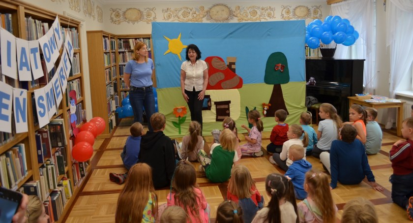 Mnóstwo atrakcji na Światowym Dniu Smerfa w pułtuskiej Bibliotece