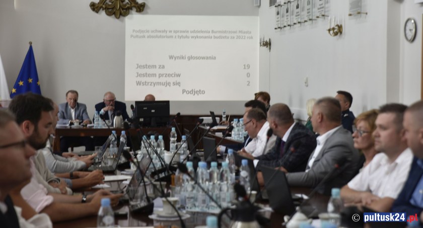 Jednogłośne absolutorium dla burmistrza!