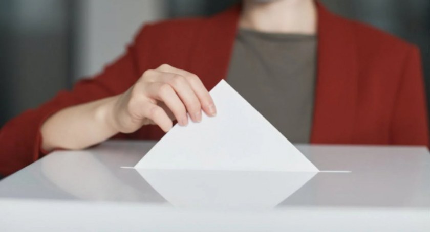 Wybory 2023 – co wynika z aktualnych sondaży wyborczych