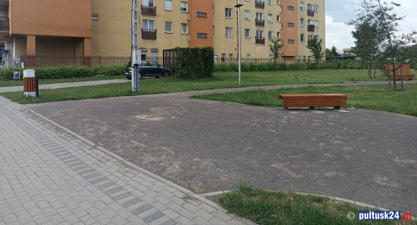 W czerwcu na Kolejowej, a następna czeka w kolejce. Kiedy i gdzie stanie nowa toaleta miejska?