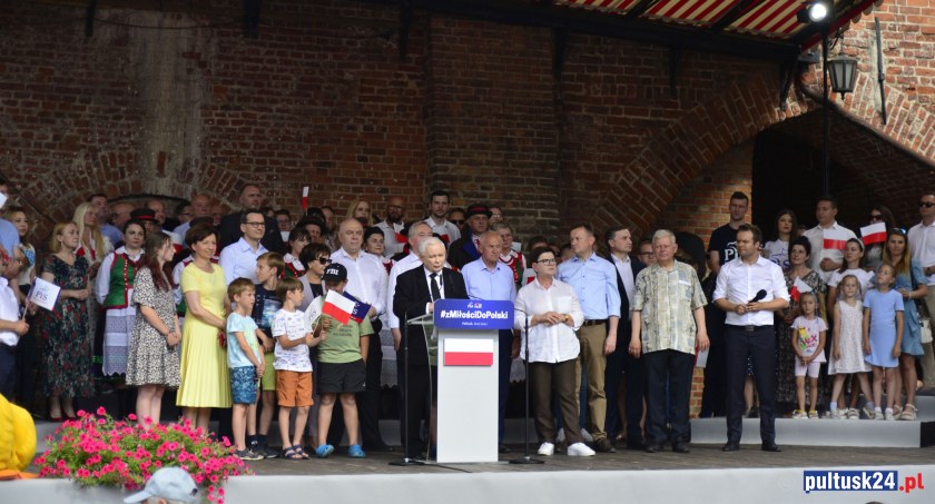 Prezes i czołowi politycy PiS na pikniku w Pułtusku (dużo zdjęć)