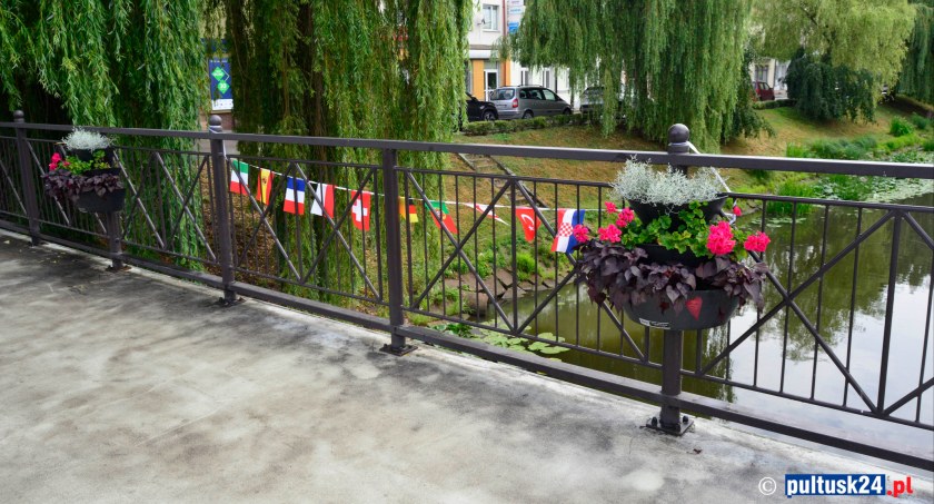 Tajemnicza ozdoba na moście Świętojańskim