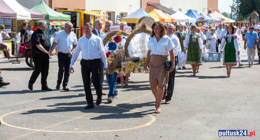 Fotorelacji z Gminnych Dożynek w Obrytem ciąg dalszy