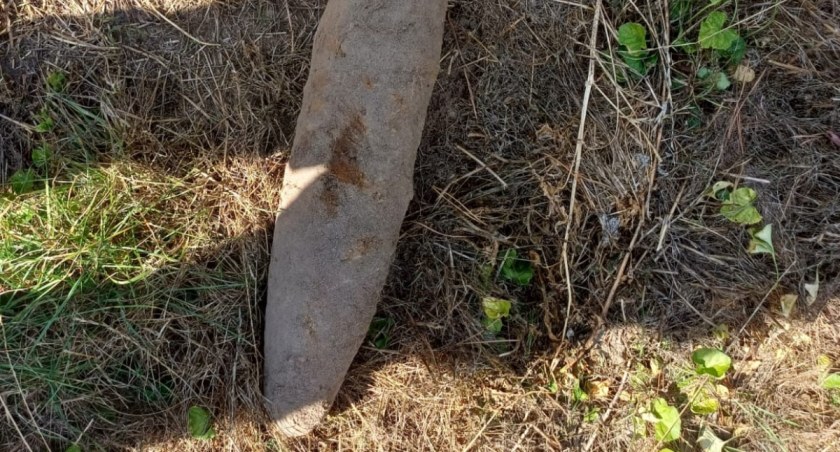 Osuszał staw i zobaczył pocisk. Drugi tkwił w ziemi