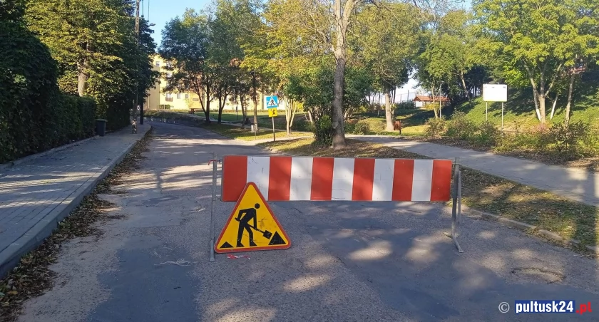 Uwaga kierowcy, Traugutta nieprzejezdna!