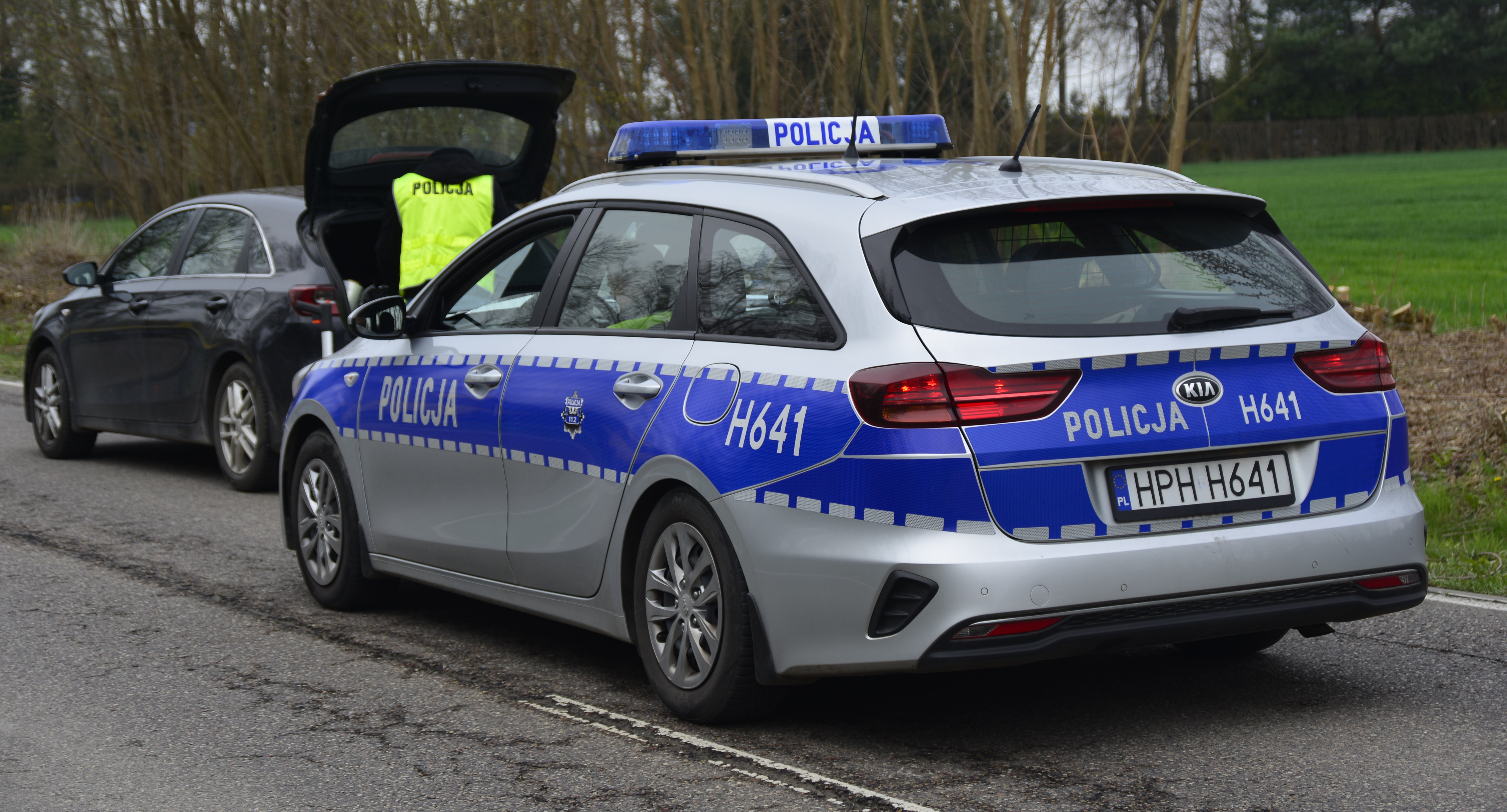 Pijana kobieta spowodowała wypadek