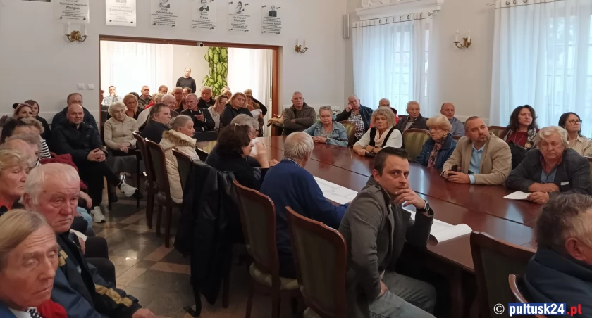 Mieszkańcy protestują ws. przebudowy dróg w Pułtusku. Będzie kolejne spotkanie