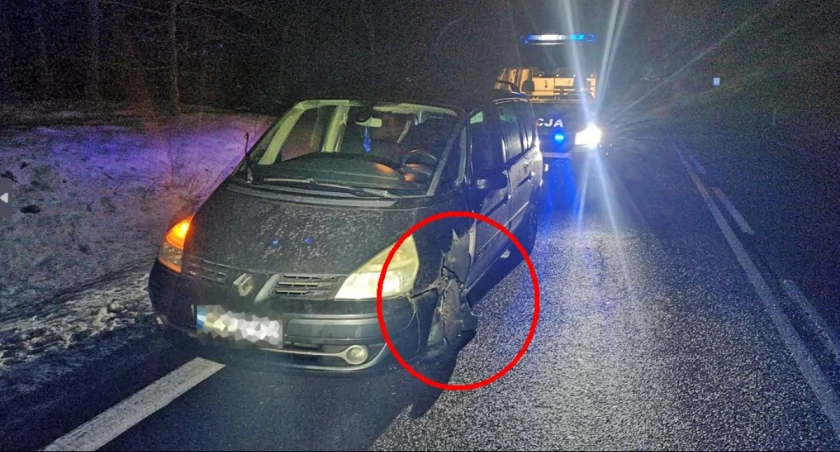 Jechał na feldze, bez uprawnień, pod wpływem. W samochodzie była trójka małych dzieci i matka - też pijana