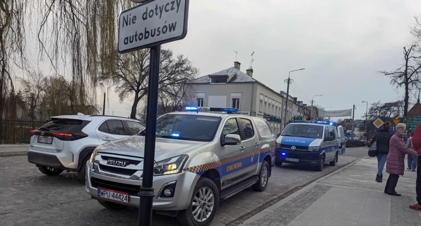 Z ostatniej chwili! – pościg, szarpanina i zatrzymanie złodzieja na Świętojańskiej przez przechodniów