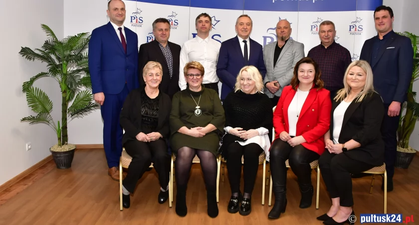 Prezentacja kandydatów PiS do rady Gminy Pokrzywnica. O stanowisko wójta powalczy kobieta