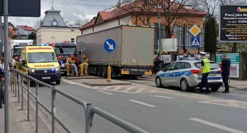 Wypadek na Daszyńskiego z udziałem pieszej – znamy szczegóły