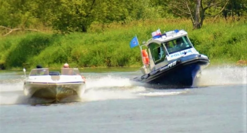 Kolejny nietrzeźwy sternik na wodach Narwi