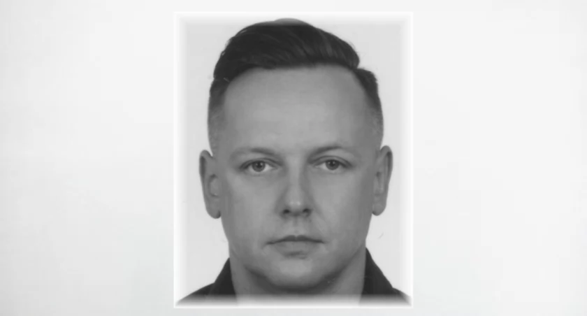 Ten mężczyzna poszukiwany jest listem gończym za szpiegostwo